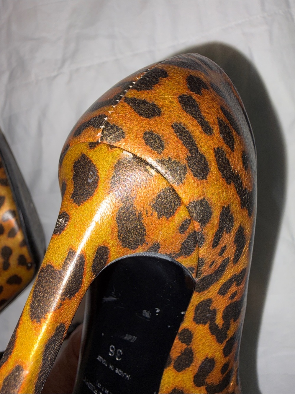 Saint Laurent Leopard Print Pointed Toe Pumps animal print SZ 36 - Picture 15 of 16